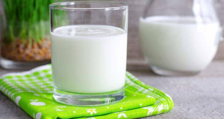 Napój, który wspomaga ciśnienie i zdrowie naczyń Kefir to nie